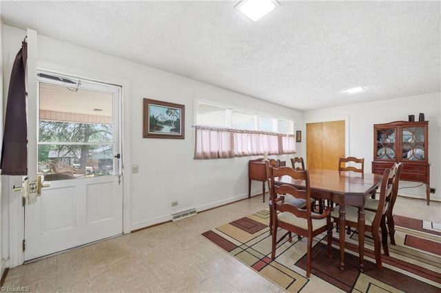 12577 Old US Highway 52, Winston-salem, NC 27107