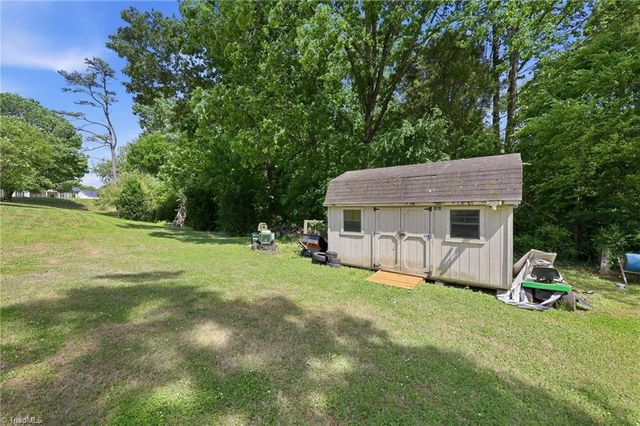 12577 Old US Highway 52, Winston-salem, NC 27107