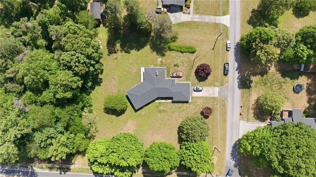12577 Old US Highway 52, Winston-salem, NC 27107