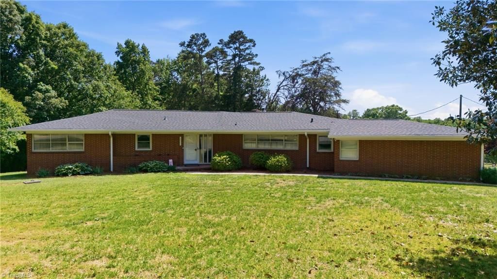 12577 Old US Highway 52, Winston-salem, NC 27107