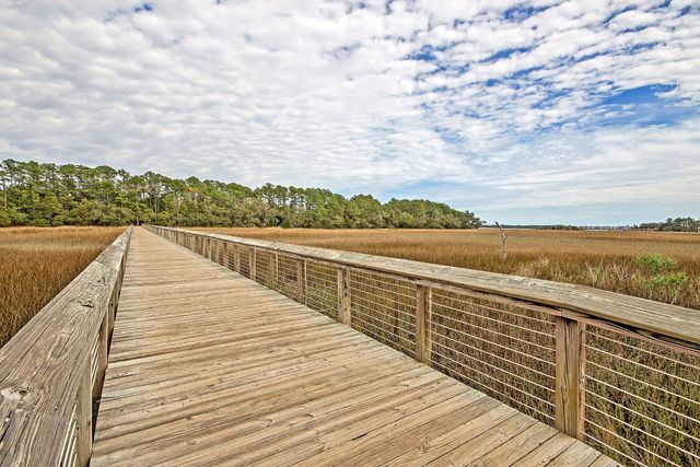 1876 Village Crossing Drive, Charleston, SC 29492