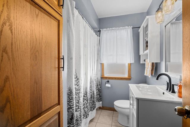 631 S 32nd STREET, Manitowoc, WI 54220