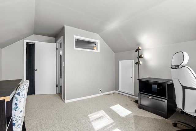 631 S 32nd STREET, Manitowoc, WI 54220