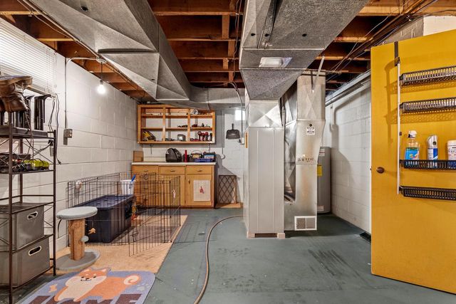 631 S 32nd STREET, Manitowoc, WI 54220