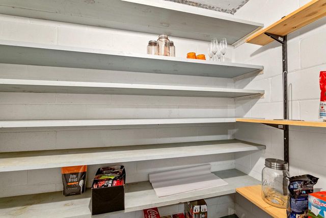 631 S 32nd STREET, Manitowoc, WI 54220