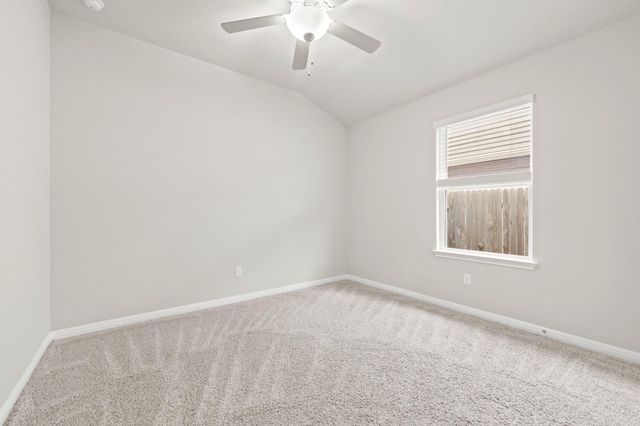 321 Durango Downs DR, Hutto, TX 78634