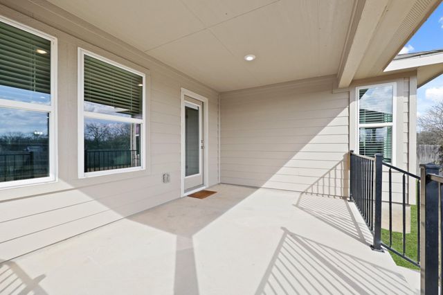 321 Durango Downs DR, Hutto, TX 78634