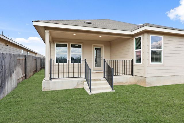 321 Durango Downs DR, Hutto, TX 78634