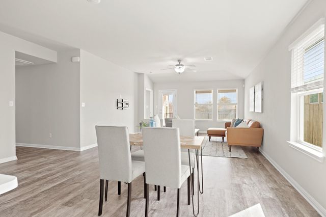 321 Durango Downs DR, Hutto, TX 78634