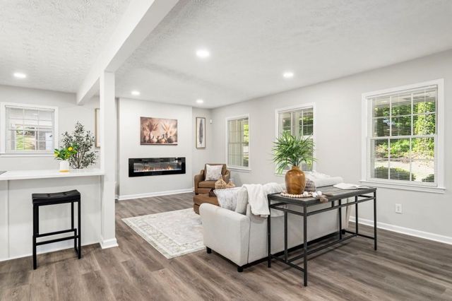2356 Cambridge Street, Snellville, GA 30078