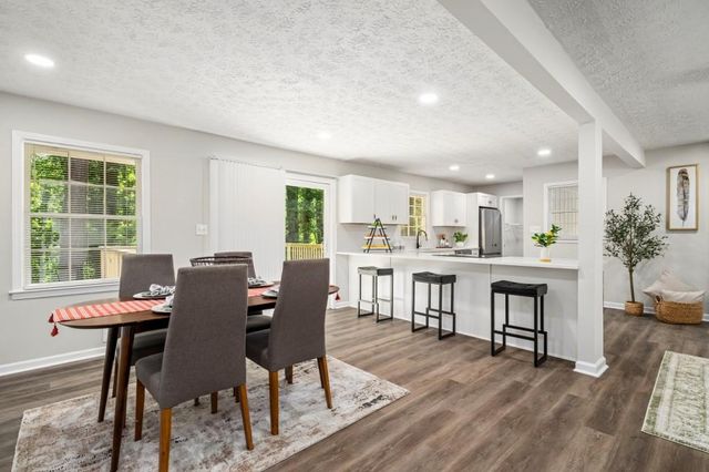 2356 Cambridge Street, Snellville, GA 30078