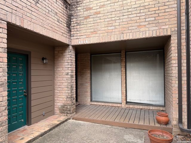 8929 Willmon, Windcrest, TX 78239