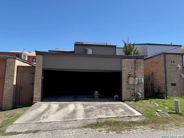 8929 Willmon, Windcrest, TX 78239