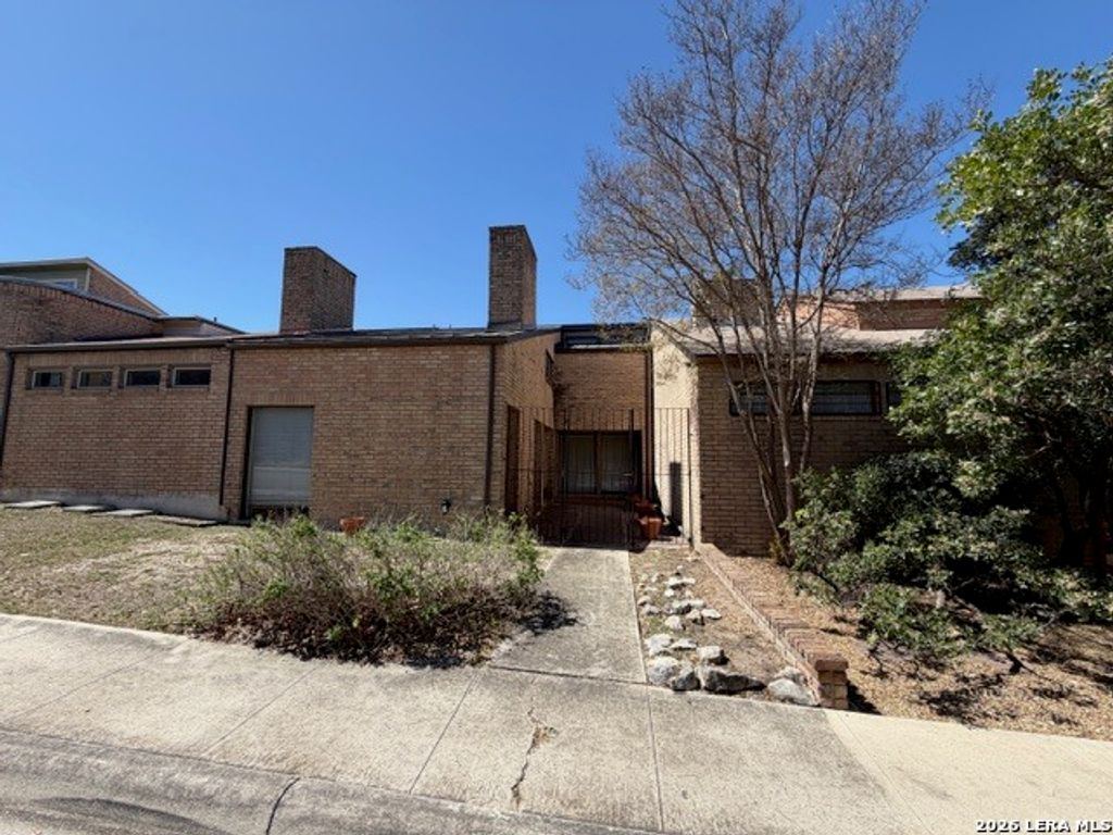 8929 Willmon, Windcrest, TX 78239