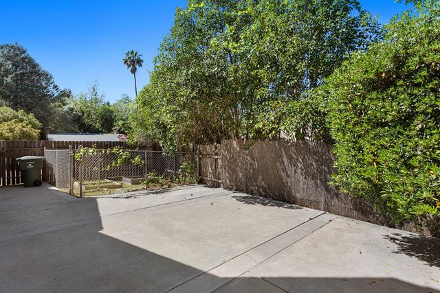 1038 Mikkelsen Dr, Auburn, CA 95603