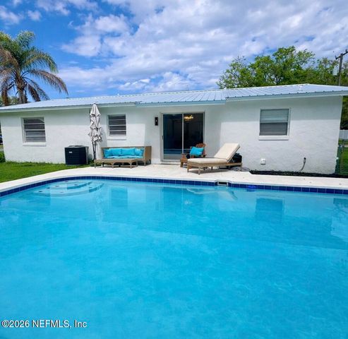 300 E LATTIN Street, Hastings, FL 32145