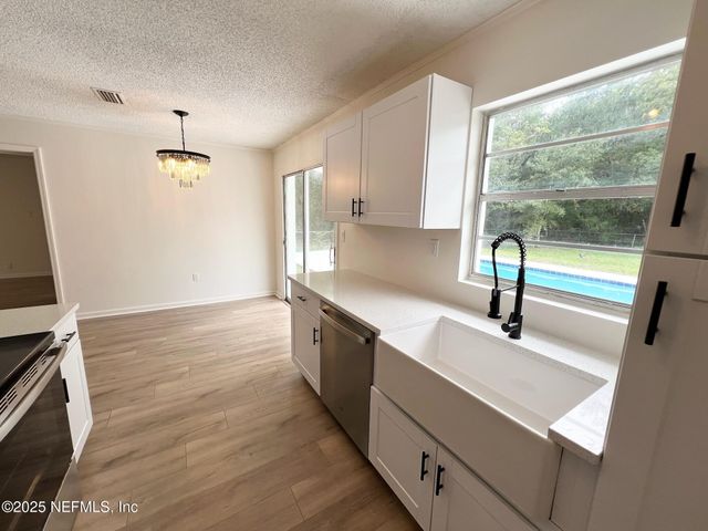 300 E LATTIN Street, Hastings, FL 32145