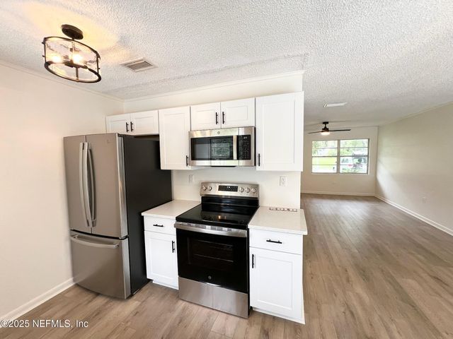 300 E LATTIN Street, Hastings, FL 32145