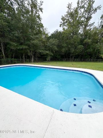 300 E LATTIN Street, Hastings, FL 32145