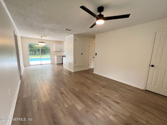 300 E LATTIN Street, Hastings, FL 32145