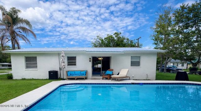 300 E LATTIN Street, Hastings, FL 32145