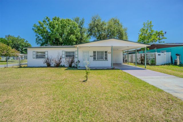 5617 HALIFAX DRIVE, Tampa, FL 33615