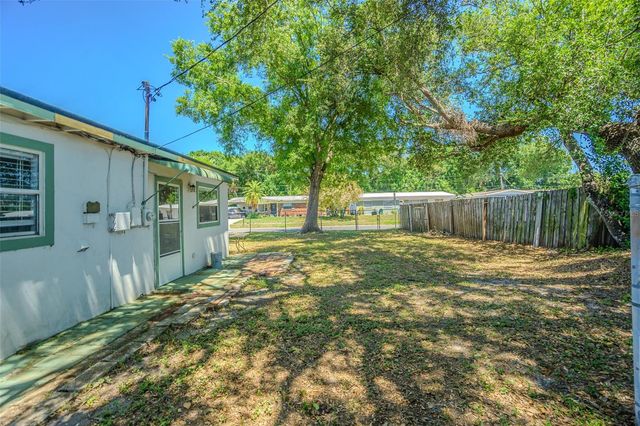 5617 HALIFAX DRIVE, Tampa, FL 33615