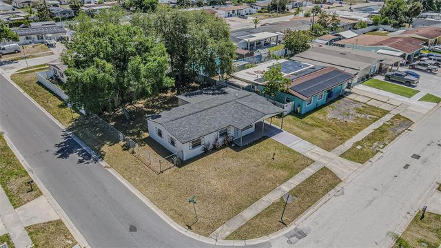 5617 HALIFAX DRIVE, Tampa, FL 33615