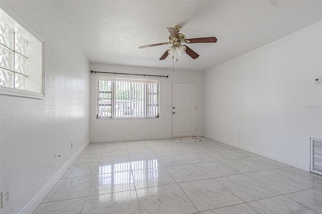 5617 HALIFAX DRIVE, Tampa, FL 33615