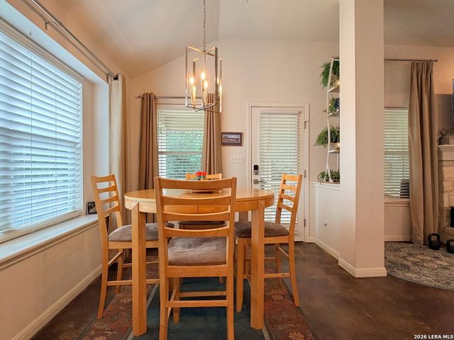 22303 Mesa Butte, San Antonio, TX 78258