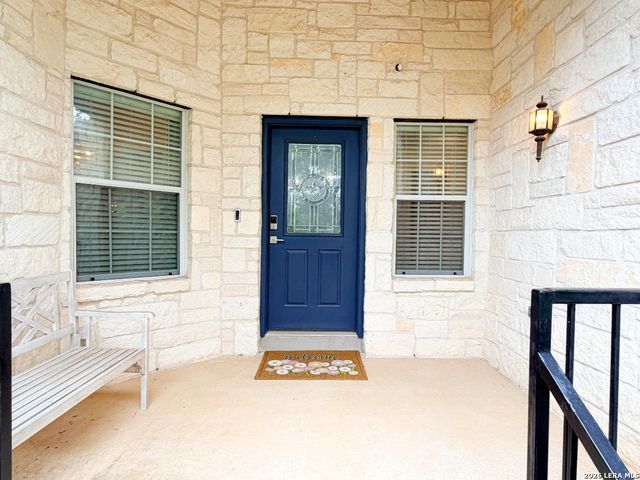 22303 Mesa Butte, San Antonio, TX 78258