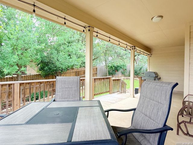 22303 Mesa Butte, San Antonio, TX 78258