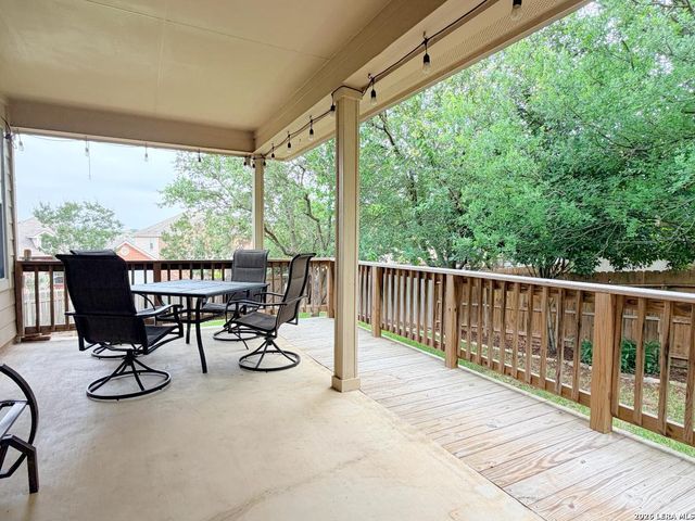 22303 Mesa Butte, San Antonio, TX 78258