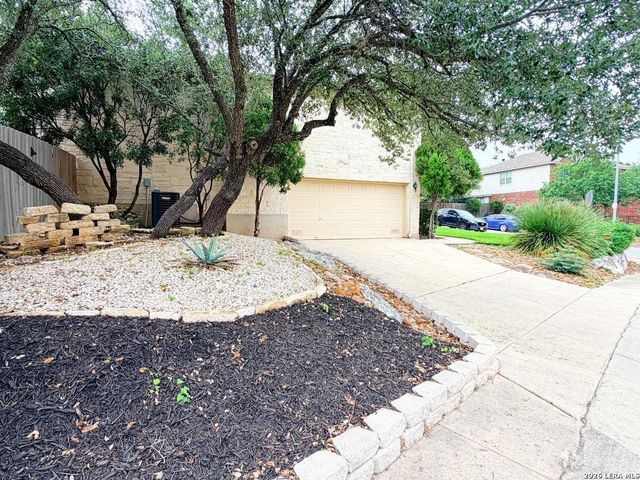 22303 Mesa Butte, San Antonio, TX 78258