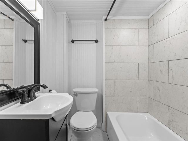 114 South Champlain Street, Burlington, VT 05401