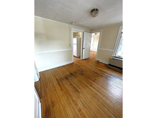 114 South Champlain Street, Burlington, VT 05401