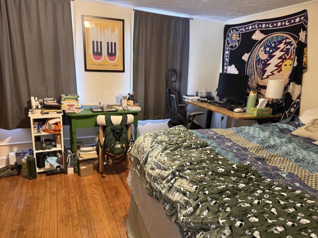 114 South Champlain Street, Burlington, VT 05401