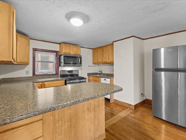 114 South Champlain Street, Burlington, VT 05401