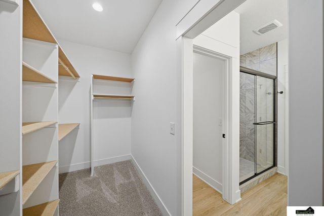 8631 S 49th Street, Lincoln, NE 68516