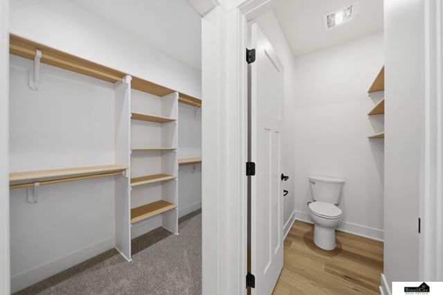 8631 S 49th Street, Lincoln, NE 68516