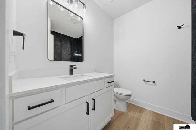 8631 S 49th Street, Lincoln, NE 68516