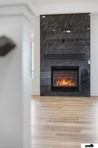 8631 S 49th Street, Lincoln, NE 68516