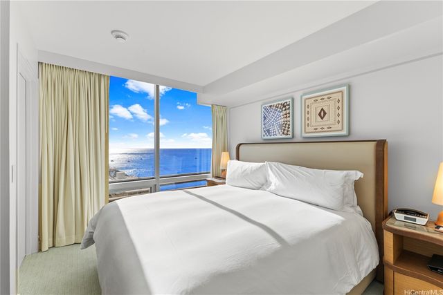 223 Saratoga Road 2322, Honolulu, HI 96815