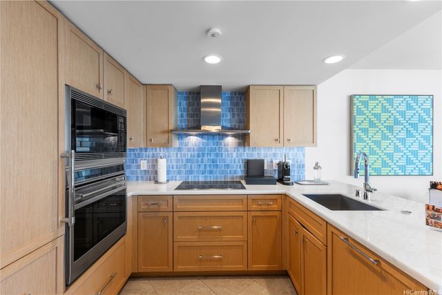 223 Saratoga Road 2322, Honolulu, HI 96815