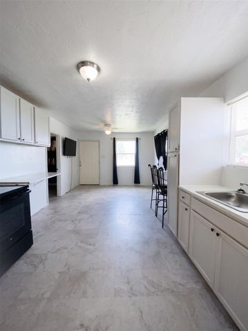 3440 Texas Avenue, Texas City, TX 77590