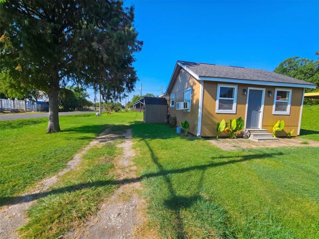 3440 Texas Avenue, Texas City, TX 77590