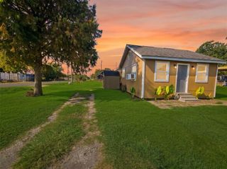 3440 Texas Avenue, Texas City, TX 77590