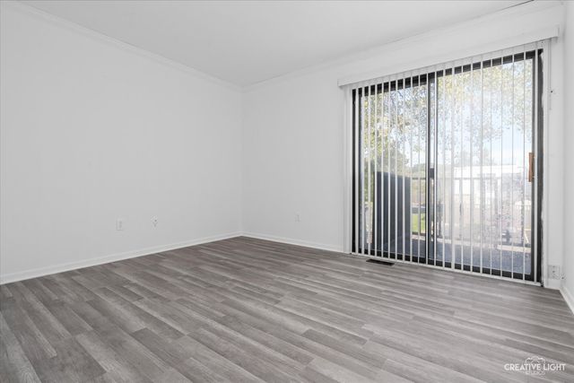 34W657 W Elm Court C, St. Charles, IL 60174