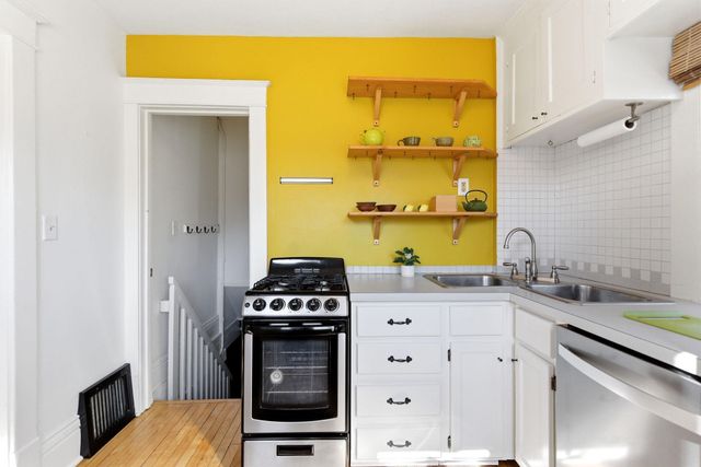 3021 43rd Avenue S, Minneapolis, MN 55406