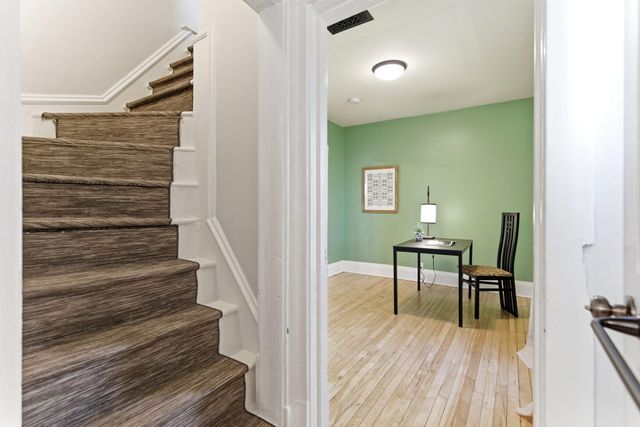 3021 43rd Avenue S, Minneapolis, MN 55406